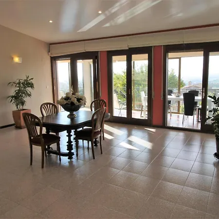 Alquiler De Espaciosa Casa En Privilegiada Zona Residencial Cercana A Roses Y Empuriabrava - Es-366-2