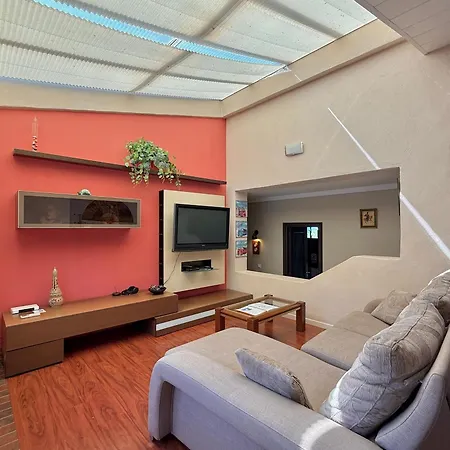 Villa Casa Espaciosa Con Aire Acondicionado Y Admite Mascotas En - Es-366-2 Pau