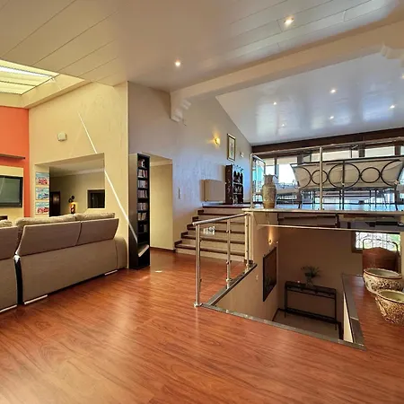 Casa Espaciosa Con Aire Acondicionado Y Admite Mascotas En - Es-366-2 Pau